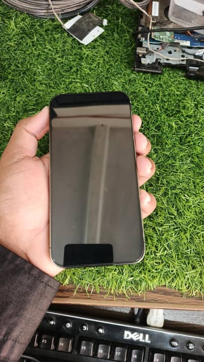 I Phone 13 Pro Non Pta