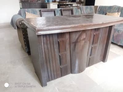 urgently selling office table/ computer table