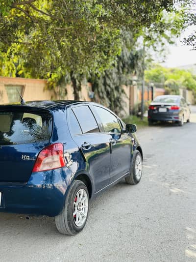 Toyota vitz 2006/2009