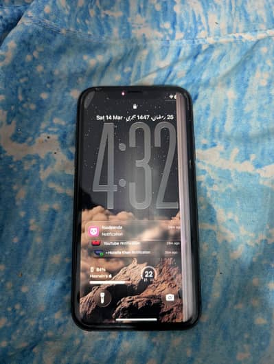 iPhone 11 factory unlock