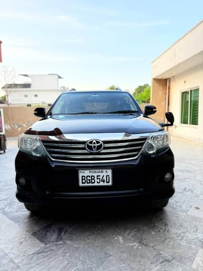 Toyota Fortuner 2013