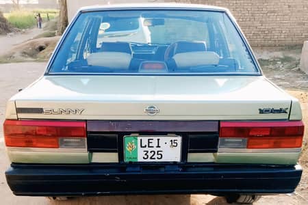 Nissan Sunny 1986 SKYDANE