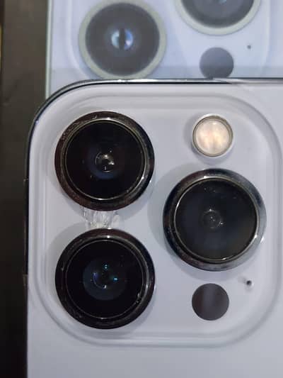 13promax factory 90health 256gb with box