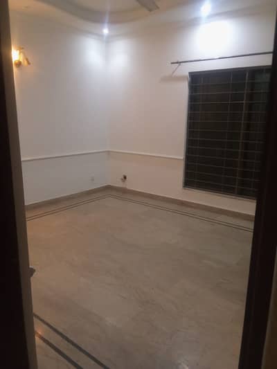 12 marla upper portion available for rent