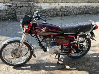 Honda CG 125 2019 Model – Red Color – Excellent Condition