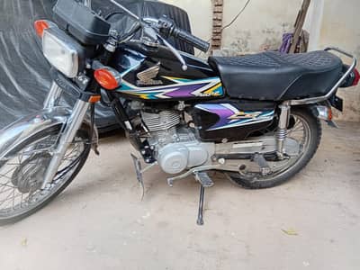 125 2020 bilkul saf geniune milege mension zero meter drive