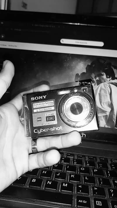 digital camera (used)