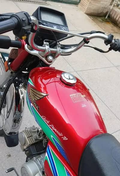 Honda CD70 bike