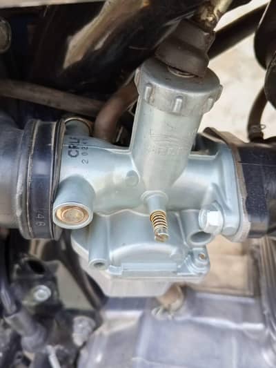 carbratr hy crown ka good condition nd slancer kyh jenion