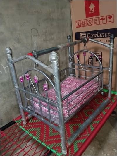 Baby Swing Cradle / Baby Cot with Stand