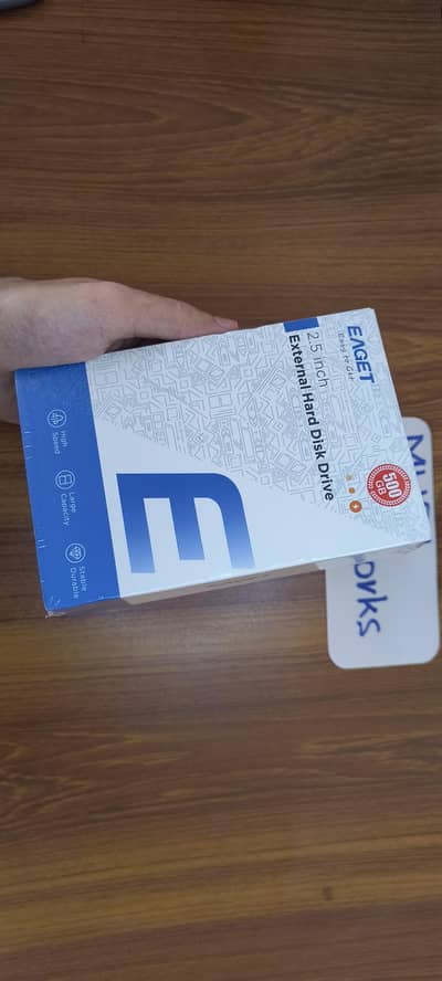 EAGET 500 GB EXTERNAL HARD DRIVE _ HDD