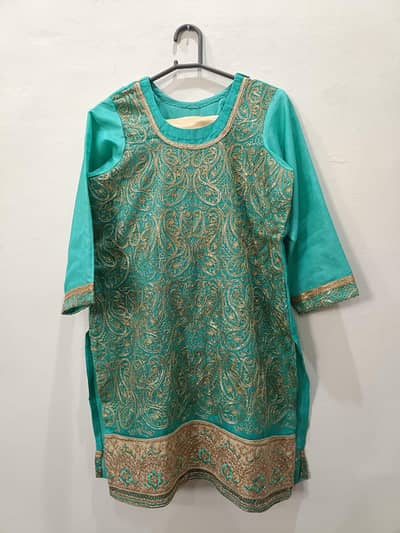 Elegant C-Green Fancy Net Suit with Golden Trouser – Perfect for Eid