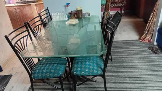 Rood Iron Glass Top Dinning Table with 6 Cutions Chairs