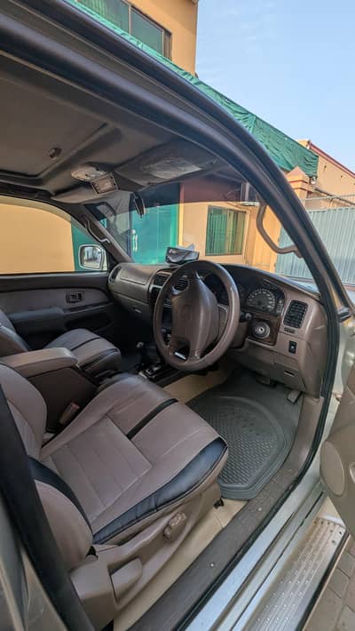 Toyota surf for sale 1998 model  2013 Port Qasim clear