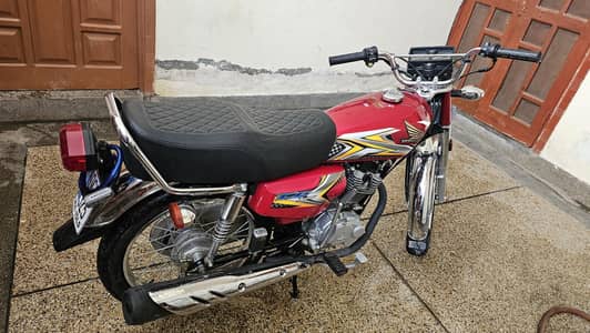 Honda CG125 just like new