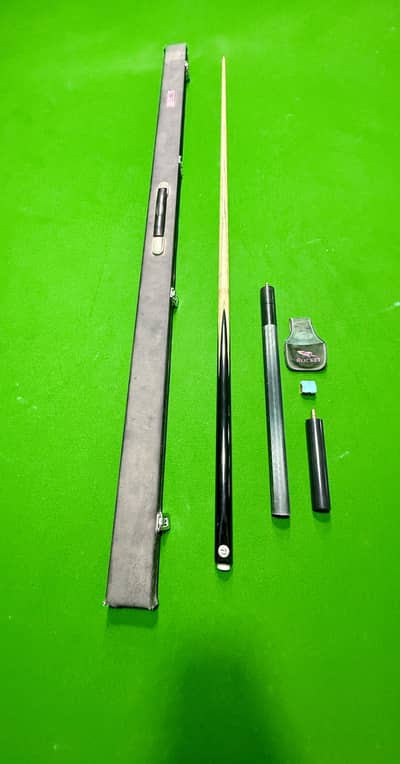 MKR ULTIMATE CUE.      03151480244