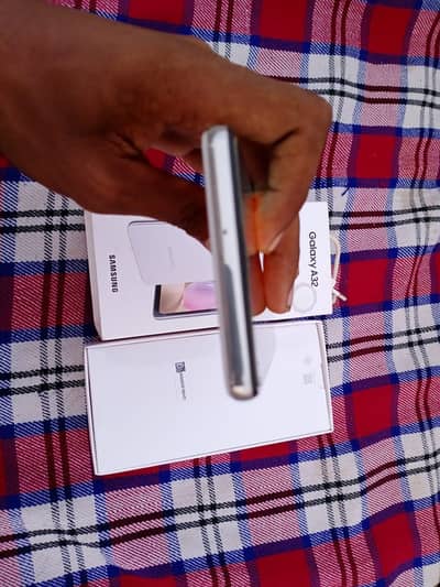 Samsung a 32 6 ram 128 GB full box