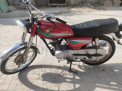 Honda CG 125 model 2010 Read add plzz