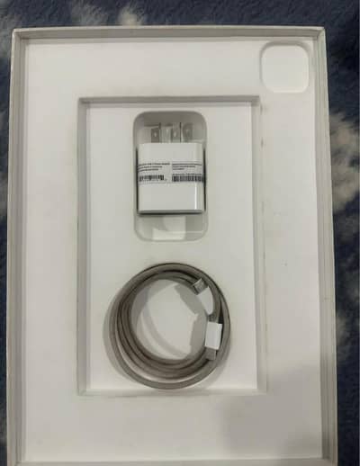 Apple iPad Pro M2 Complete Box