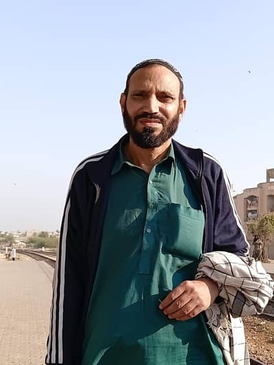 Army retired person ho security job chahiye