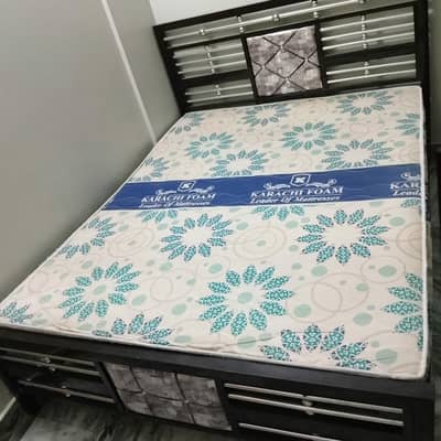 4×6 iron Bed with Mattress for Sale – Good Condition