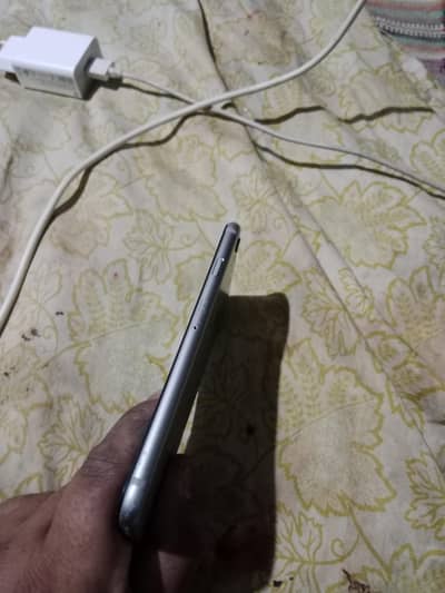Apple iPhone 6s Non-PTA For Sale (Speaker Issue, No Battery)