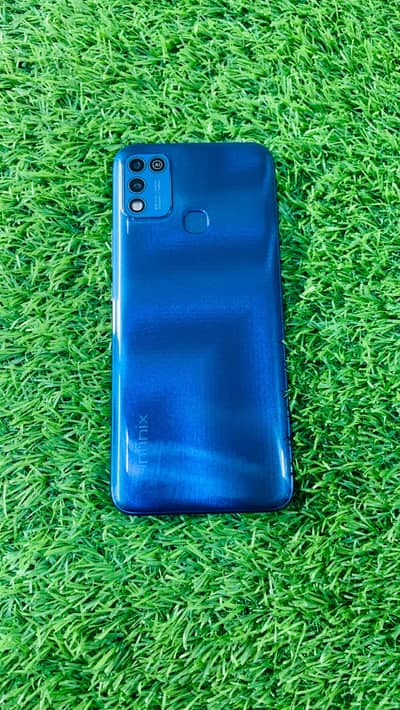 Infinix Hot 10 play 3/32 PTA approved Good condition and Betry timing