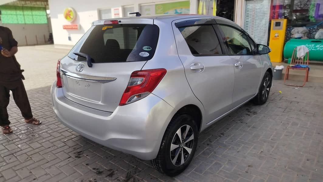 vitz 2015 2
