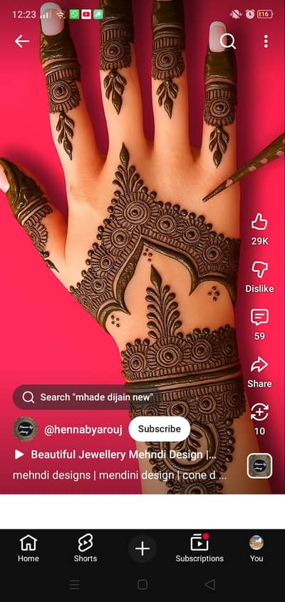 mehndi artist