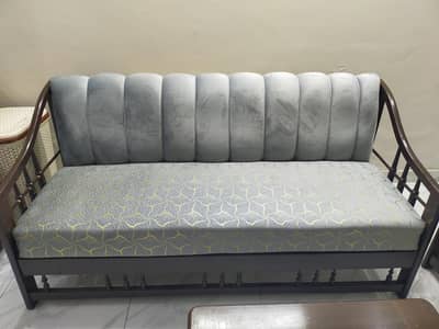5 Seater Sofa New Excellent condition