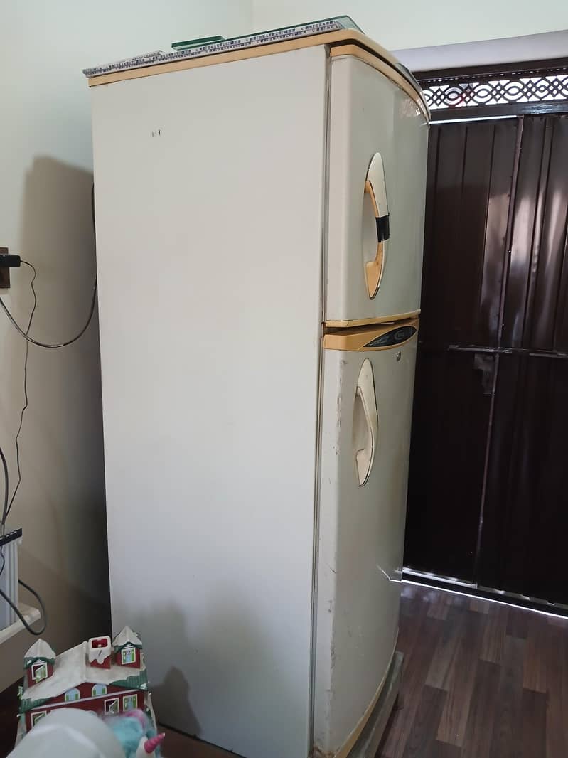 waves refrigerator 1