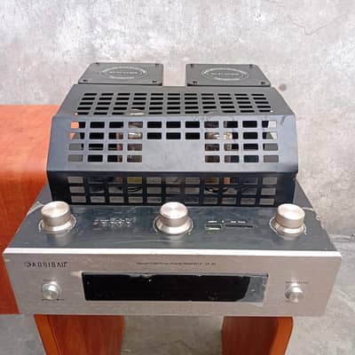 vacuum tubes amplifier