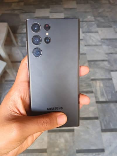 Samsung s22 Ultra for sale with box 12/256