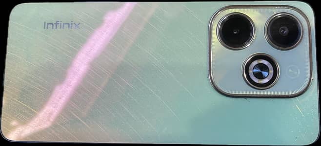 lush condition in warrenty  10 /10  Whatsapp 03091455220 memory 8 /128