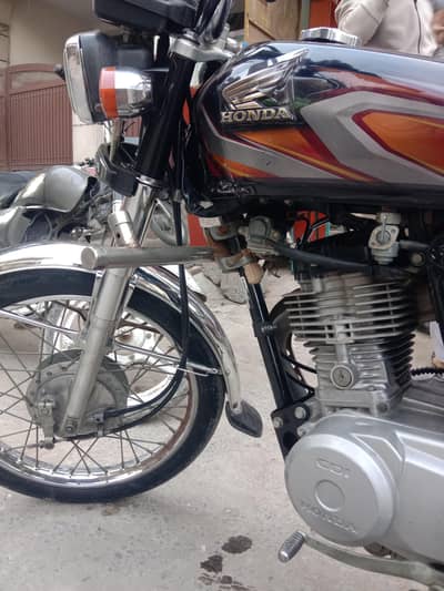 Geniun motorcycle CG 125