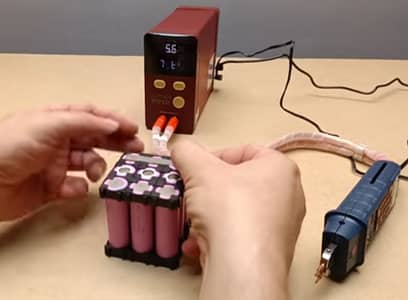 Glitter 801d available for rent to spot welding on lithium cells