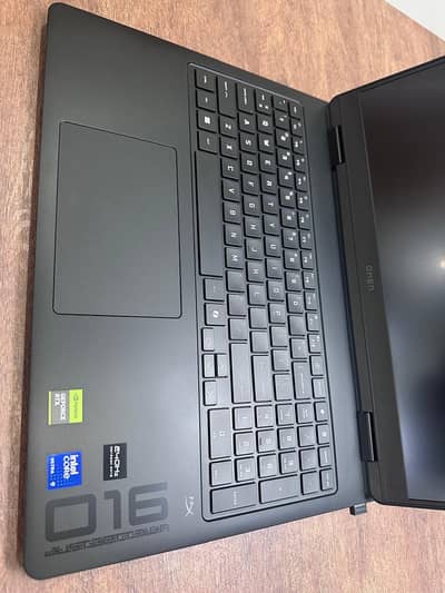 HP omen 16 32 gb 2 TB ssd core ultra 9 285 H (0nly 10 hours used )