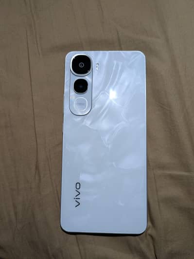 Vivo Y400 256 GB PTA Approved