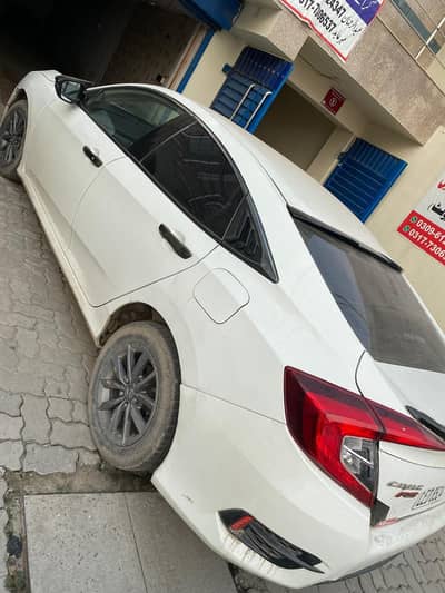 Honda civic 2018 model