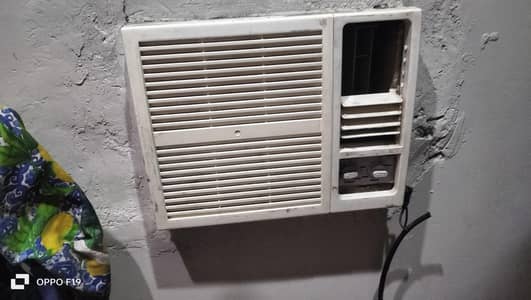 0.75 Ton window Ac for sale