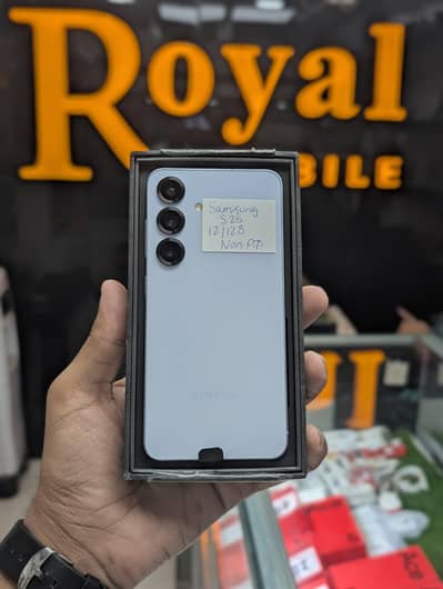 Samsung galaxy s25 12/128 with box ice blue color available