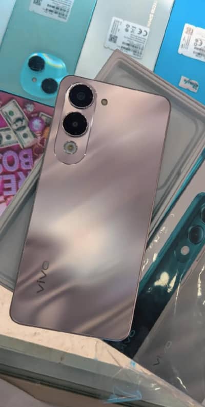 vivo y04 mobile 4+4/64 gb Brand New condition