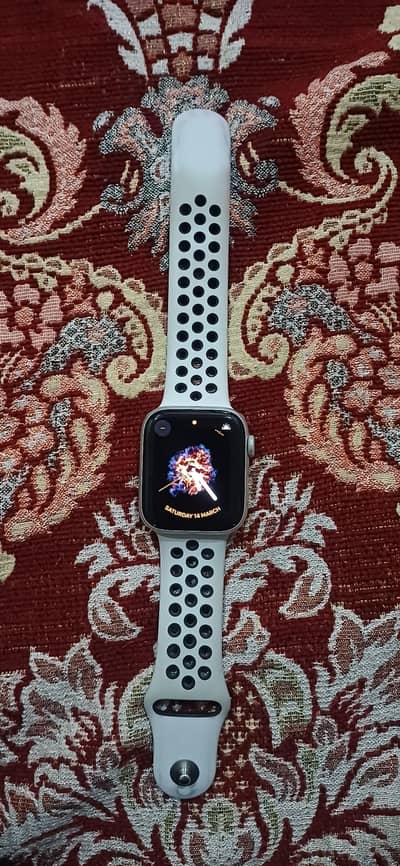 Apple Watch Neat & Clean Condition For Sale Apple Watch 100% Working