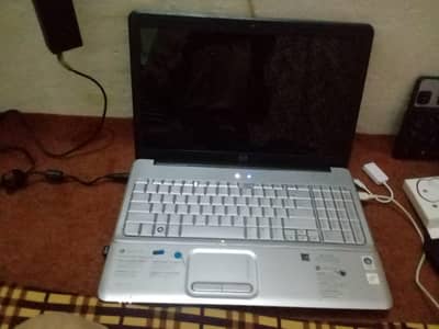 hp  laptop 4/320gb