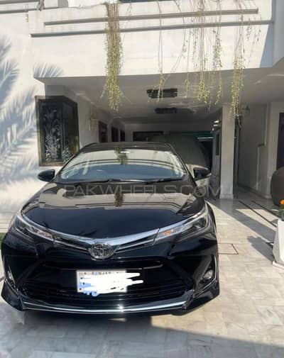 Toyota Corolla Grandi 1.8 total jeniun Black interior