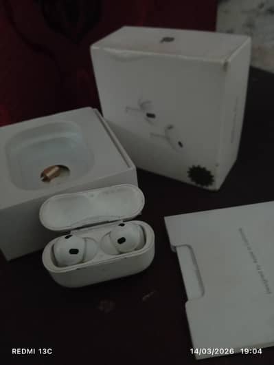 original Apple Airpods