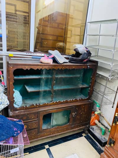 showcase cupboard