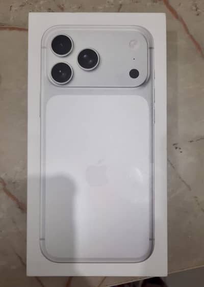 Selling 17 pro max non active box pack