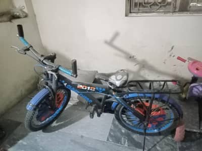 This cycle is in good condition bs break kharab ha or Kuch nhi ba