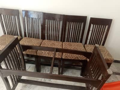 6 seater dining Table new